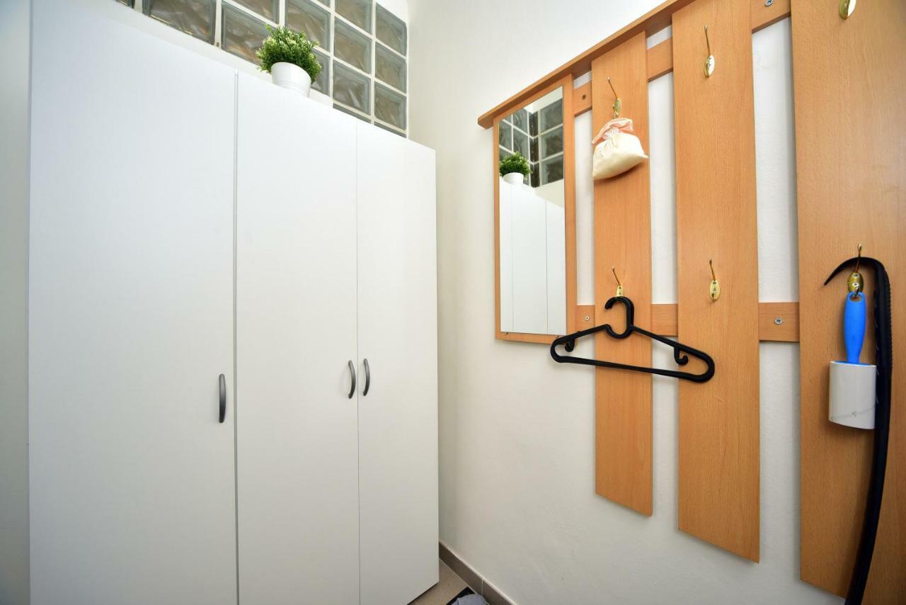 Studio Dana Apartamento